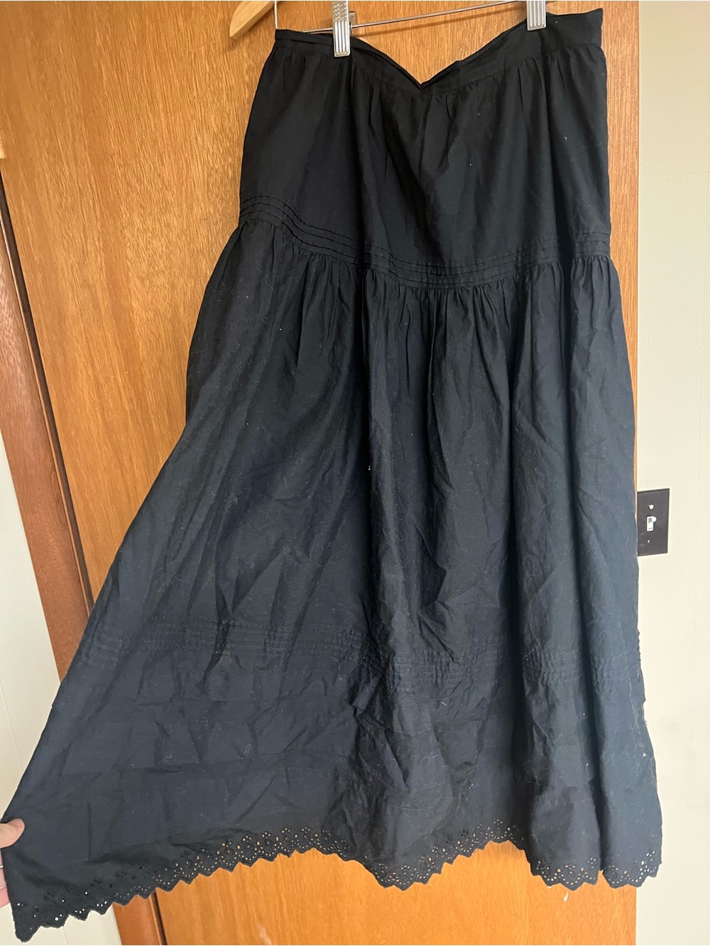 Doen Sebastiane Black Tiered Eyelet Hem Maxi Skirt - Women